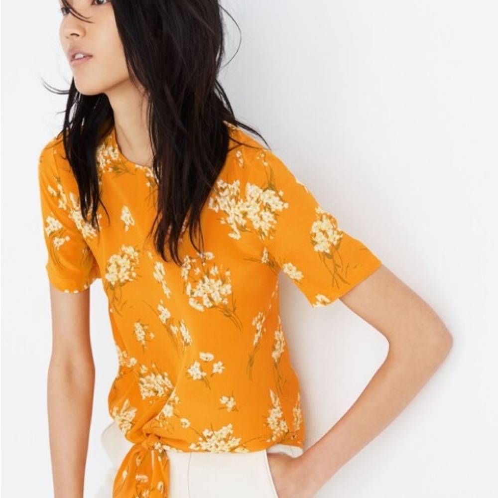 Madewell Silk Button-Back Tie Tee in Butterfly Garden